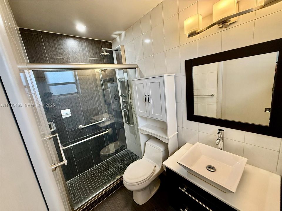 En Renta: $3,900 (4 camas, 2 baños, 1656 Pies cuadrados)