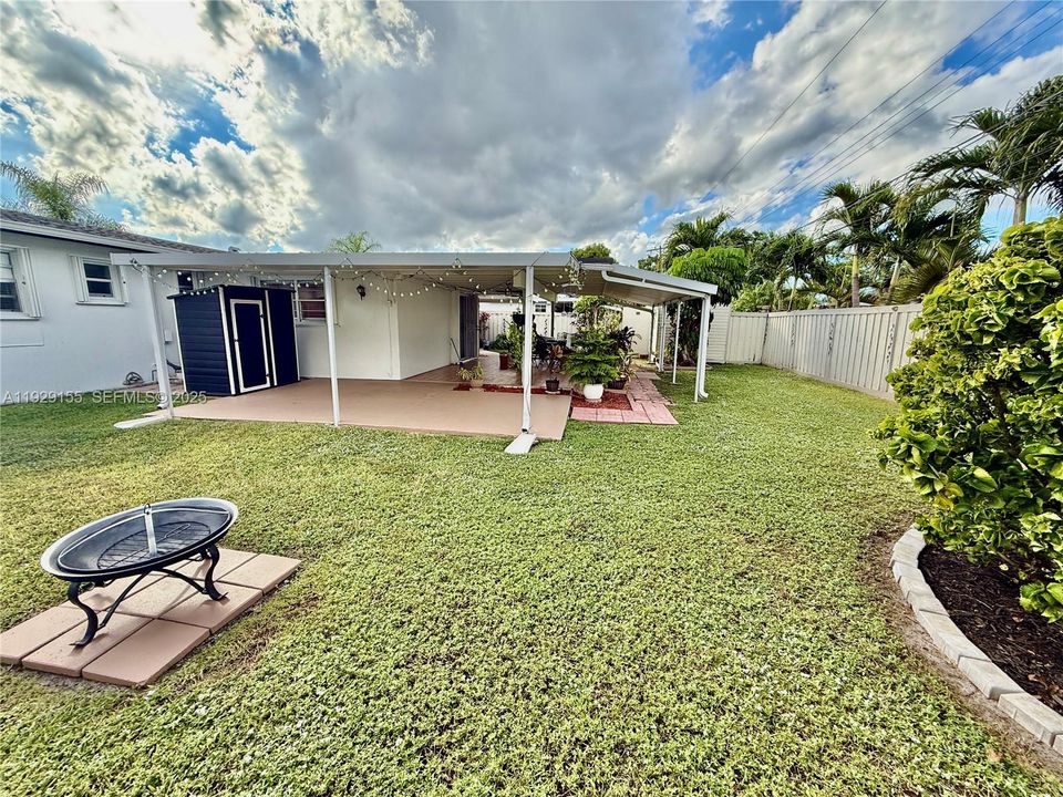 En Renta: $3,900 (4 camas, 2 baños, 1656 Pies cuadrados)