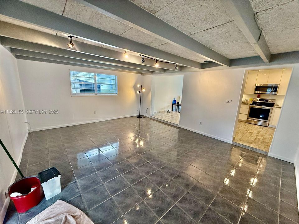 En Renta: $3,900 (4 camas, 2 baños, 1656 Pies cuadrados)