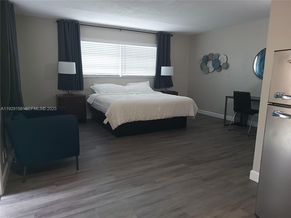 For Rent: $1,400 (0 beds, 1 baths, 0 Square Feet)