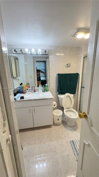 В аренду: $2,100 (2 спален, 2 ванн, 994 Квадратных фут)