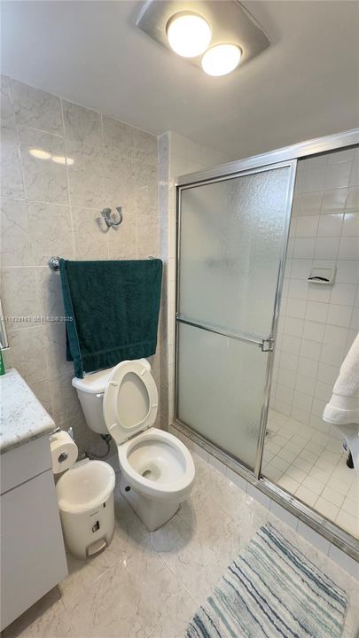 В аренду: $2,100 (2 спален, 2 ванн, 994 Квадратных фут)