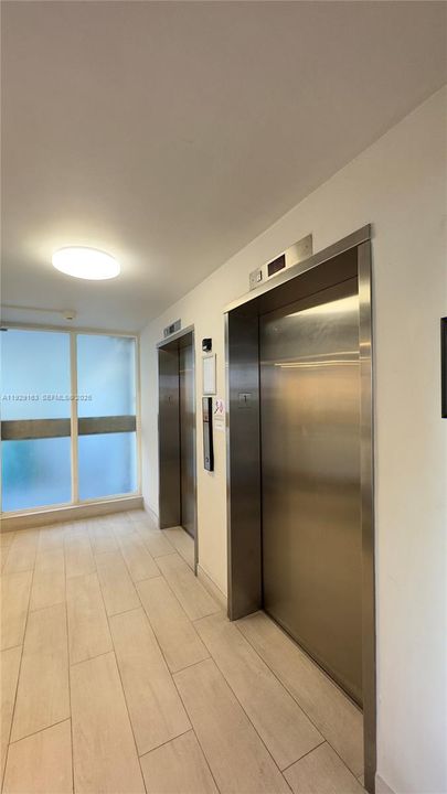 В аренду: $2,100 (2 спален, 2 ванн, 994 Квадратных фут)