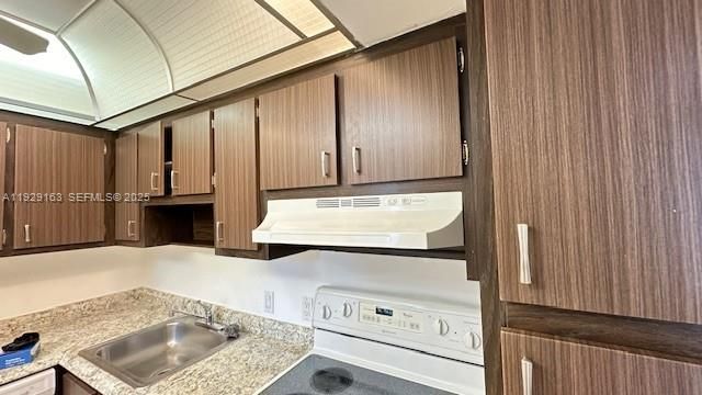 В аренду: $2,100 (2 спален, 2 ванн, 994 Квадратных фут)