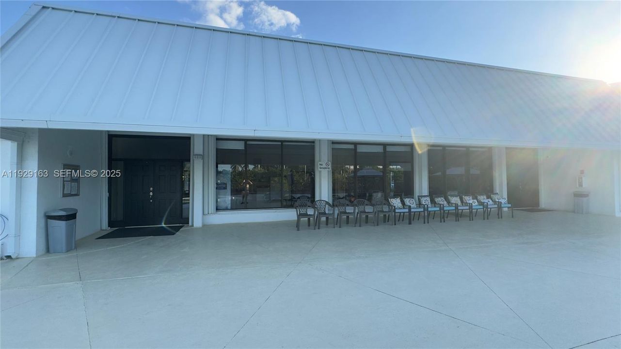 В аренду: $2,100 (2 спален, 2 ванн, 994 Квадратных фут)