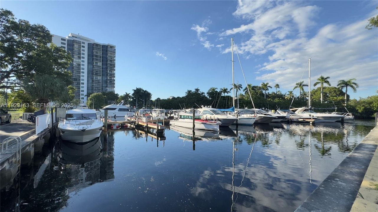 В аренду: $2,100 (2 спален, 2 ванн, 994 Квадратных фут)