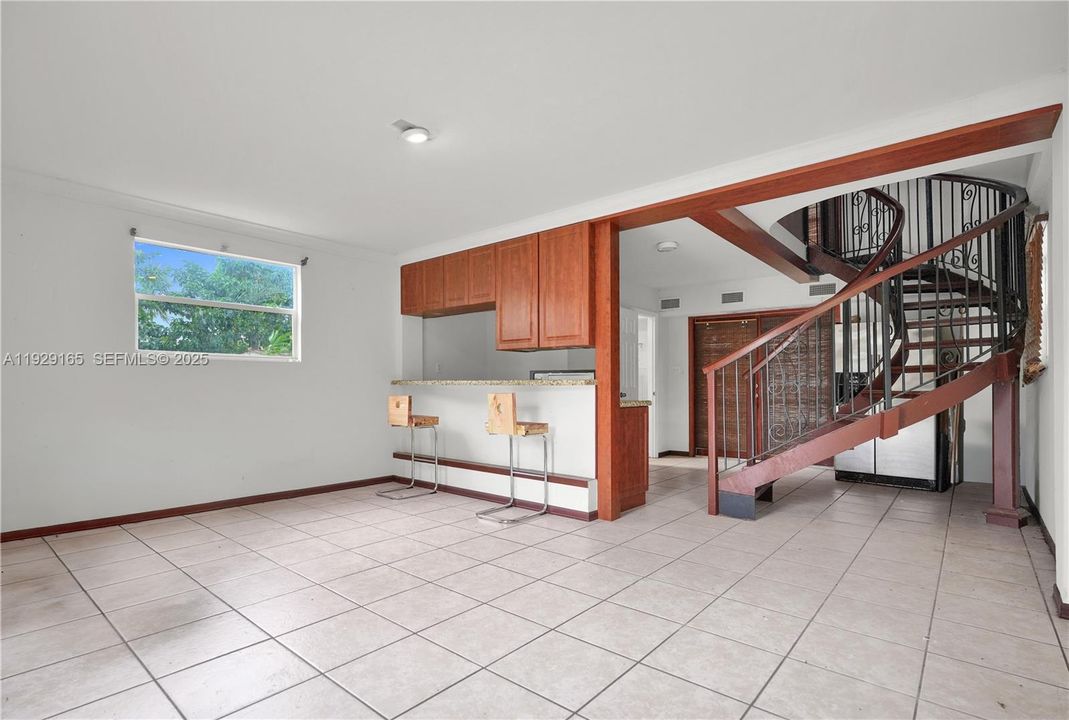 For Sale: $2,250,000 (4 beds, 2 baths, 2909 Square Feet)