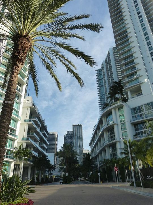 Gated Community right on Miami River