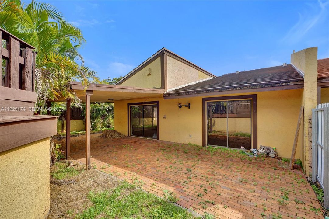 En Venta: $429,000 (3 camas, 2 baños, 1488 Pies cuadrados)