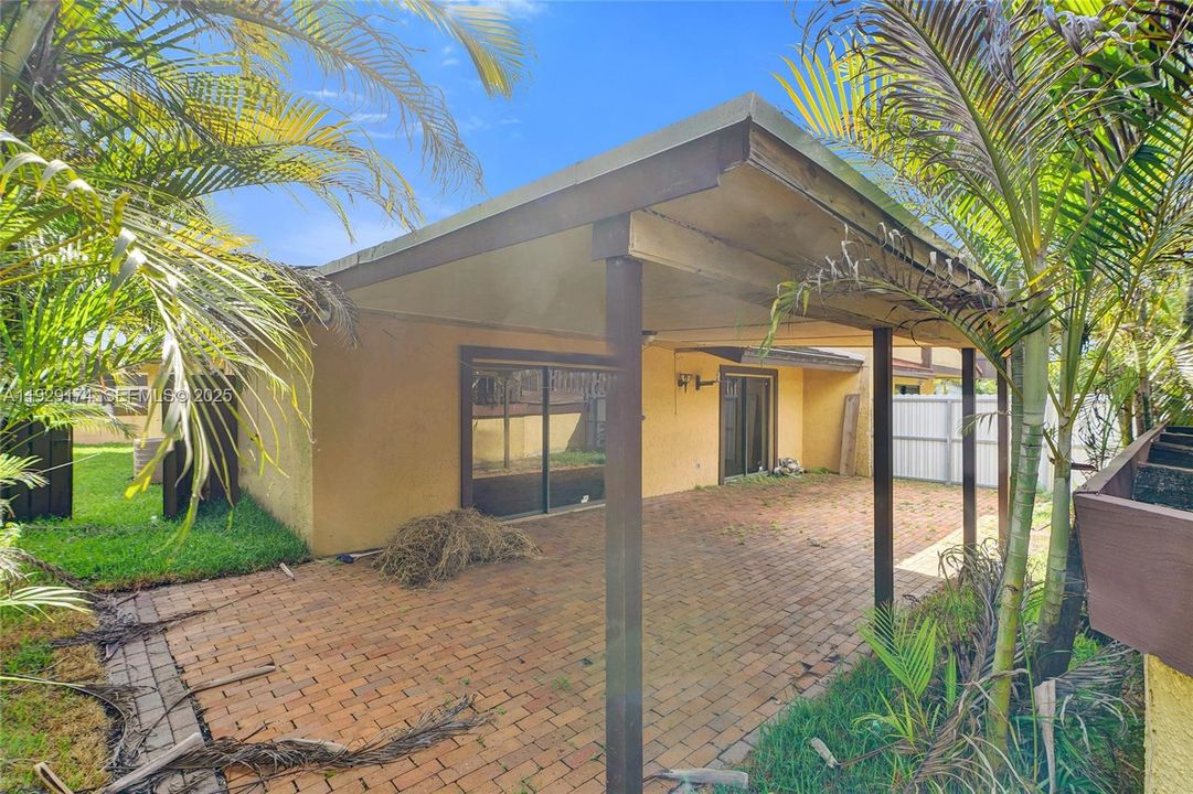 En Venta: $429,000 (3 camas, 2 baños, 1488 Pies cuadrados)