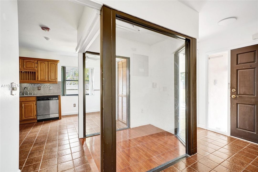 En Venta: $429,000 (3 camas, 2 baños, 1488 Pies cuadrados)