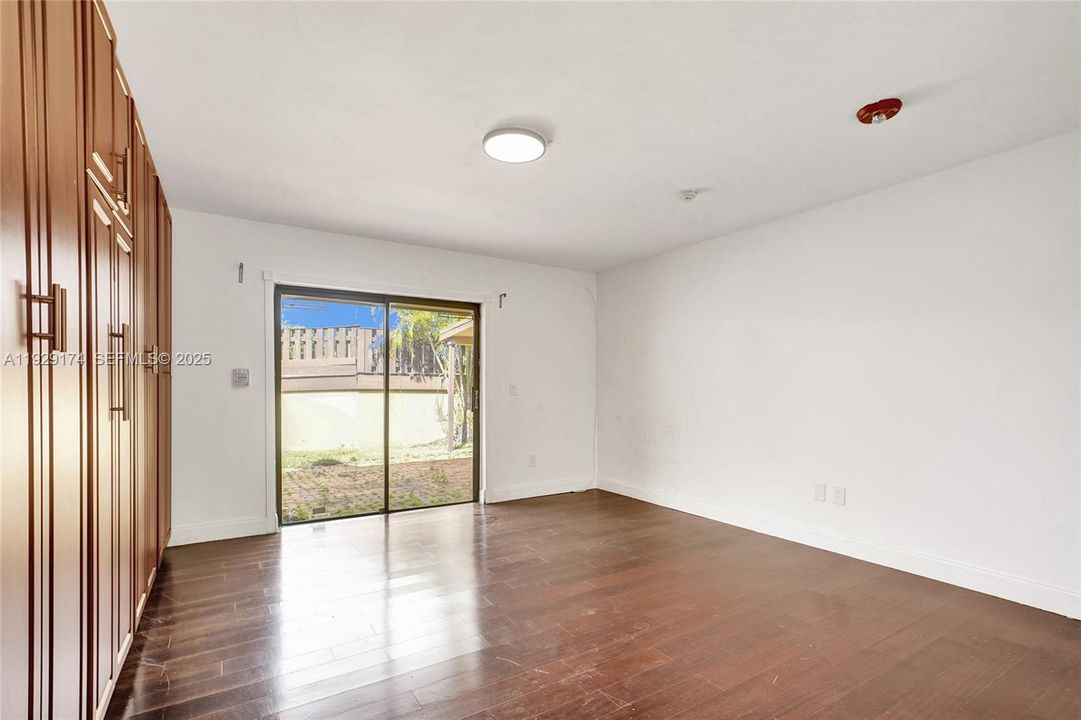 En Venta: $429,000 (3 camas, 2 baños, 1488 Pies cuadrados)