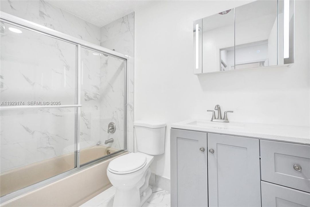 En Venta: $429,000 (3 camas, 2 baños, 1488 Pies cuadrados)