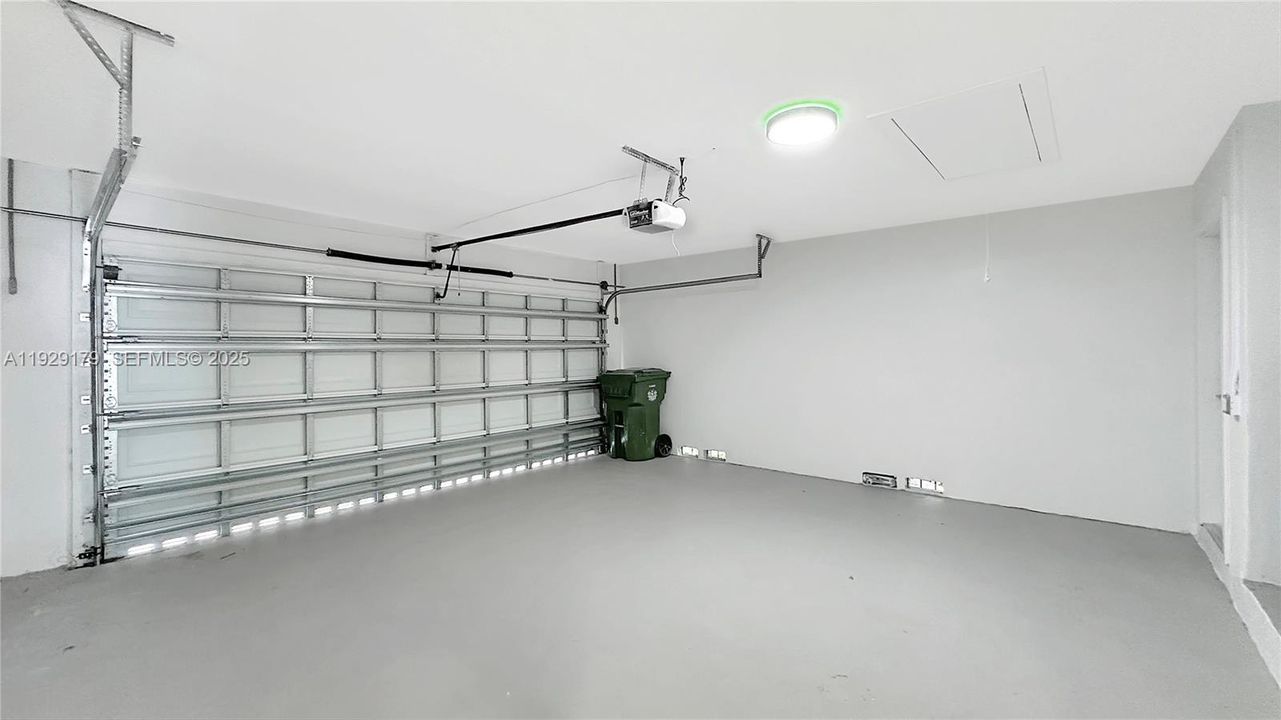 В аренду: $4,390 (3 спален, 2 ванн, 1505 Квадратных фут)