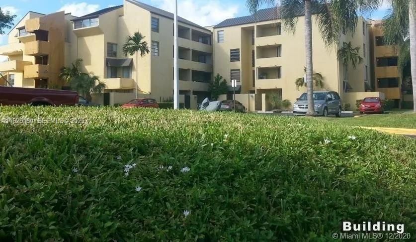 For Sale: $224,670 (1 beds, 1 baths, 725 Square Feet)