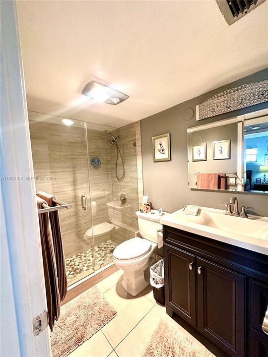 En Venta: $225,000 (2 camas, 2 baños, 1170 Pies cuadrados)