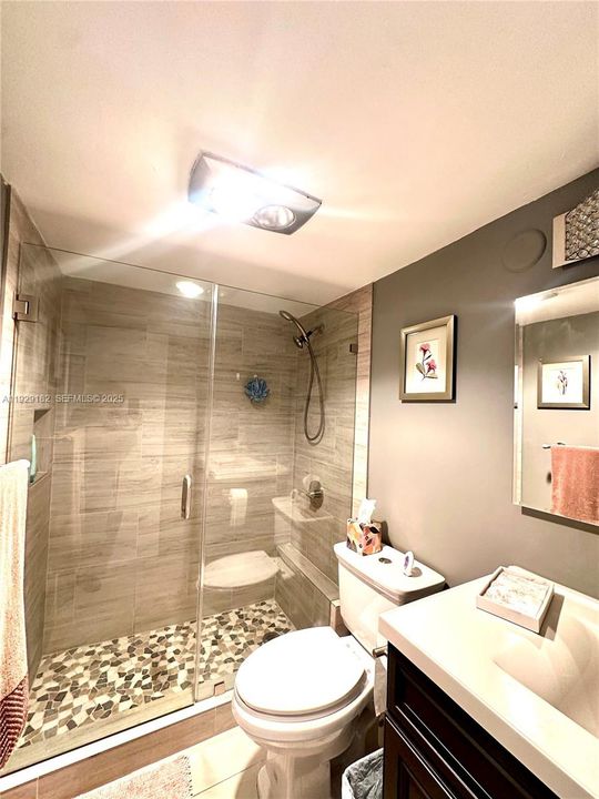 En Venta: $225,000 (2 camas, 2 baños, 1170 Pies cuadrados)