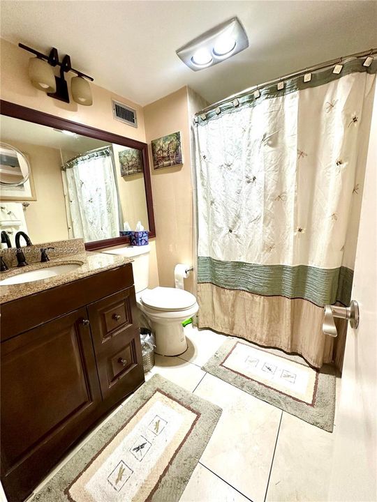 En Venta: $225,000 (2 camas, 2 baños, 1170 Pies cuadrados)