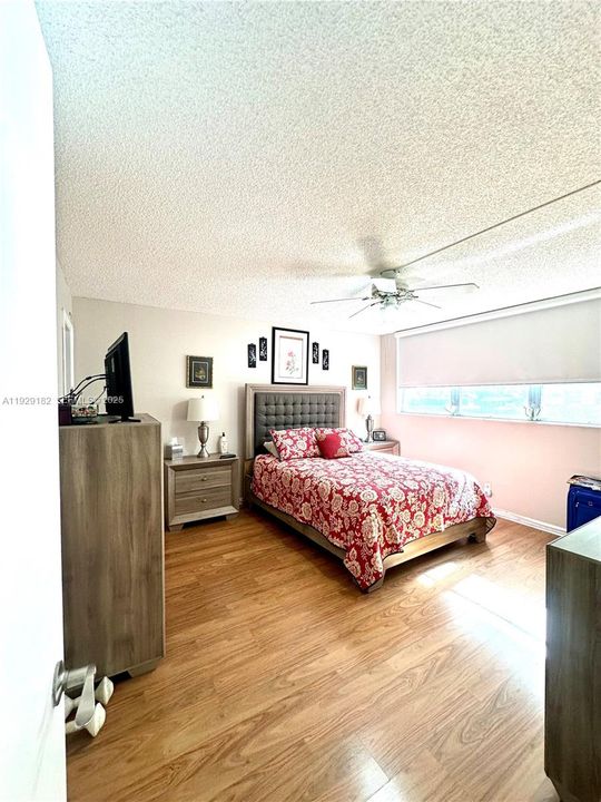 En Venta: $225,000 (2 camas, 2 baños, 1170 Pies cuadrados)