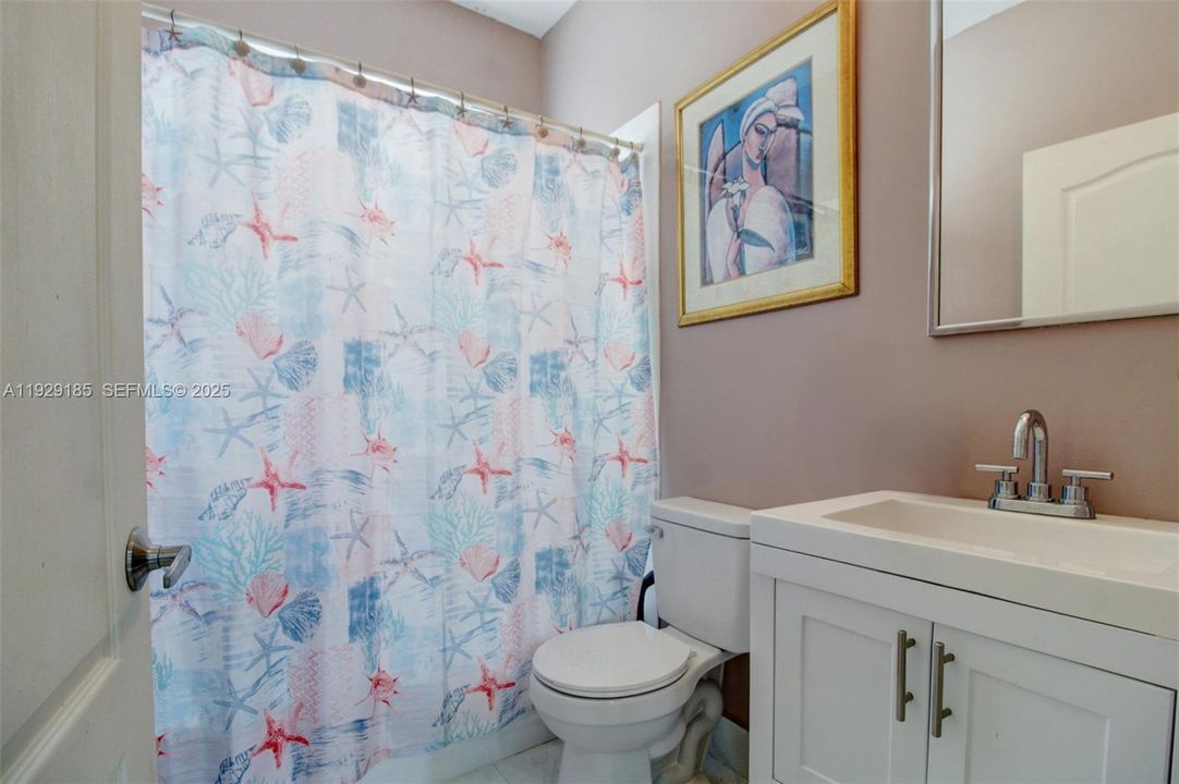 待售: $565,000 (5 贝兹, 3 浴室, 2726 平方英尺)