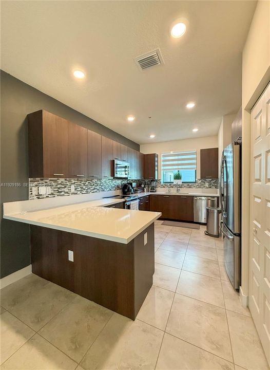 For Sale: $1,350,000 (3 beds, 3 baths, 2789 Square Feet)