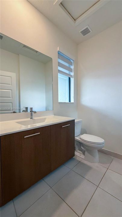 For Sale: $1,350,000 (3 beds, 3 baths, 2789 Square Feet)