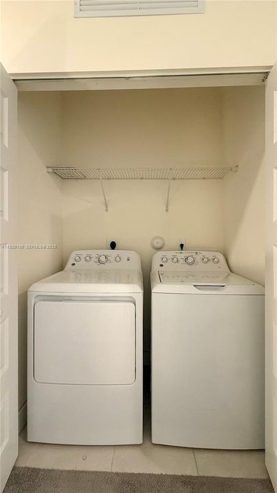 For Sale: $1,350,000 (3 beds, 3 baths, 2789 Square Feet)