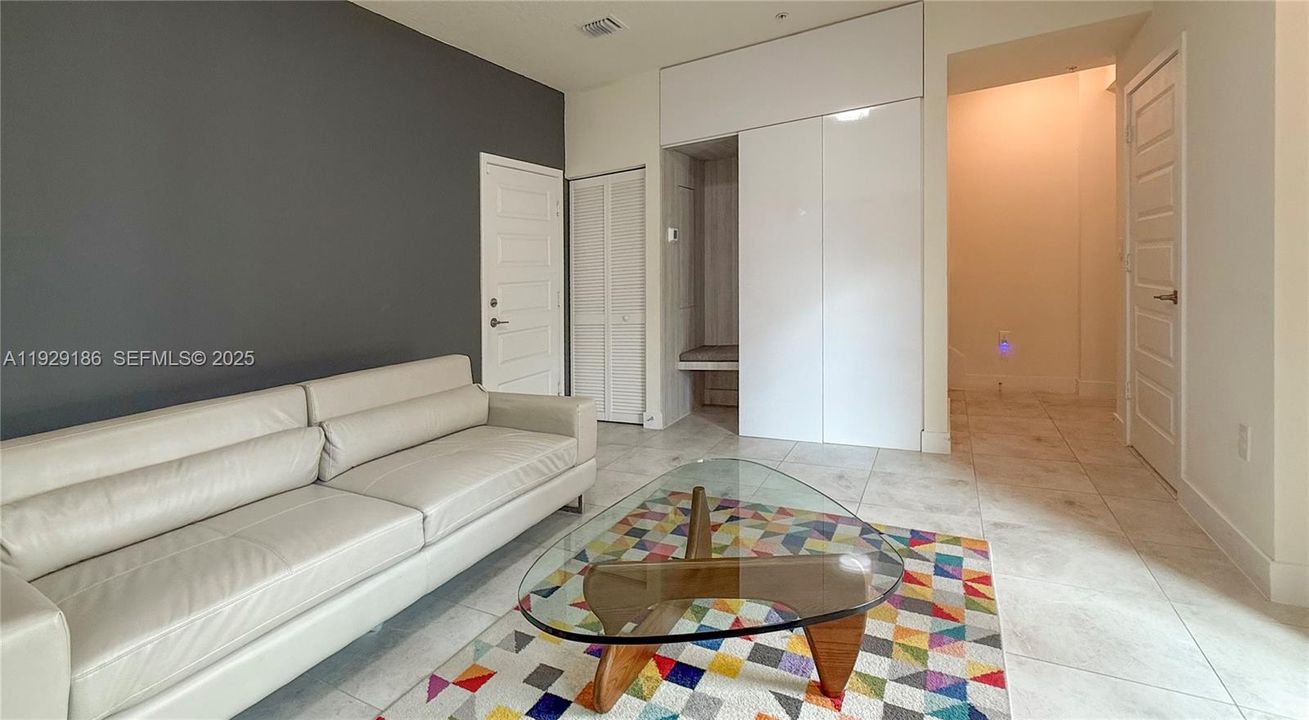 For Sale: $1,350,000 (3 beds, 3 baths, 2789 Square Feet)