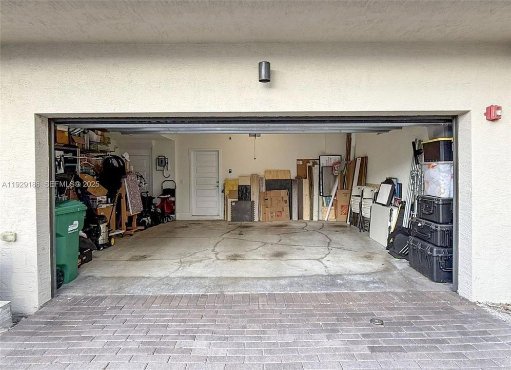 For Sale: $1,350,000 (3 beds, 3 baths, 2789 Square Feet)