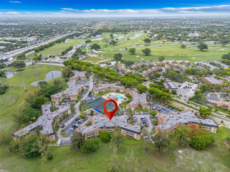 На продажу: $380,000 (2 спален, 2 ванн, 1020 Квадратных фут)