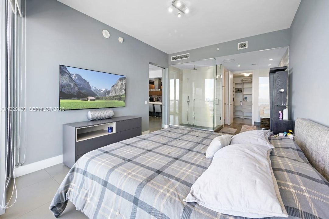 待售: $879,900 (2 贝兹, 2 浴室, 1477 平方英尺)