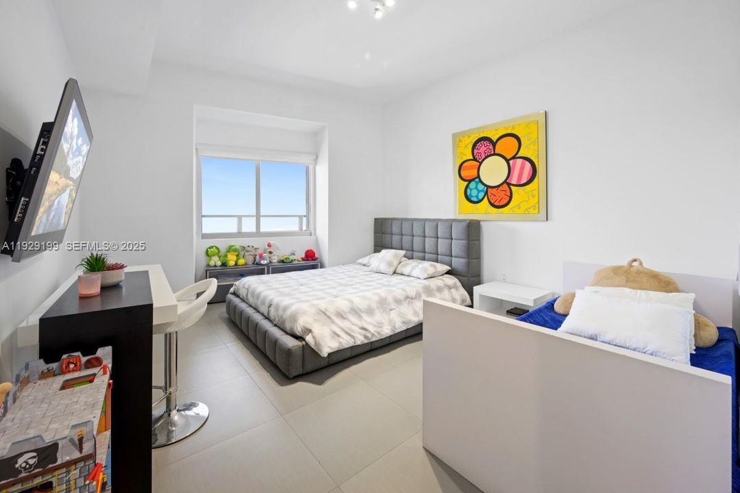 待售: $879,900 (2 贝兹, 2 浴室, 1477 平方英尺)