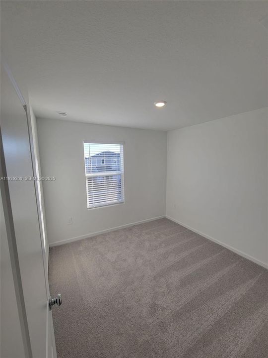 В аренду: $2,200 (4 спален, 2 ванн, 0 Квадратных фут)