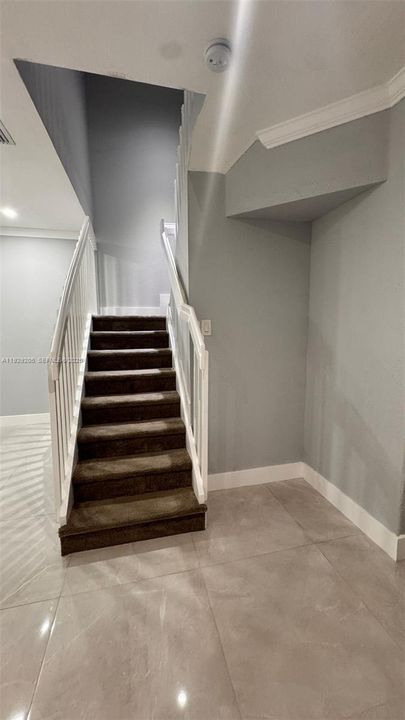 For Rent: $3,650 (4 beds, 3 baths, 1985 Square Feet)