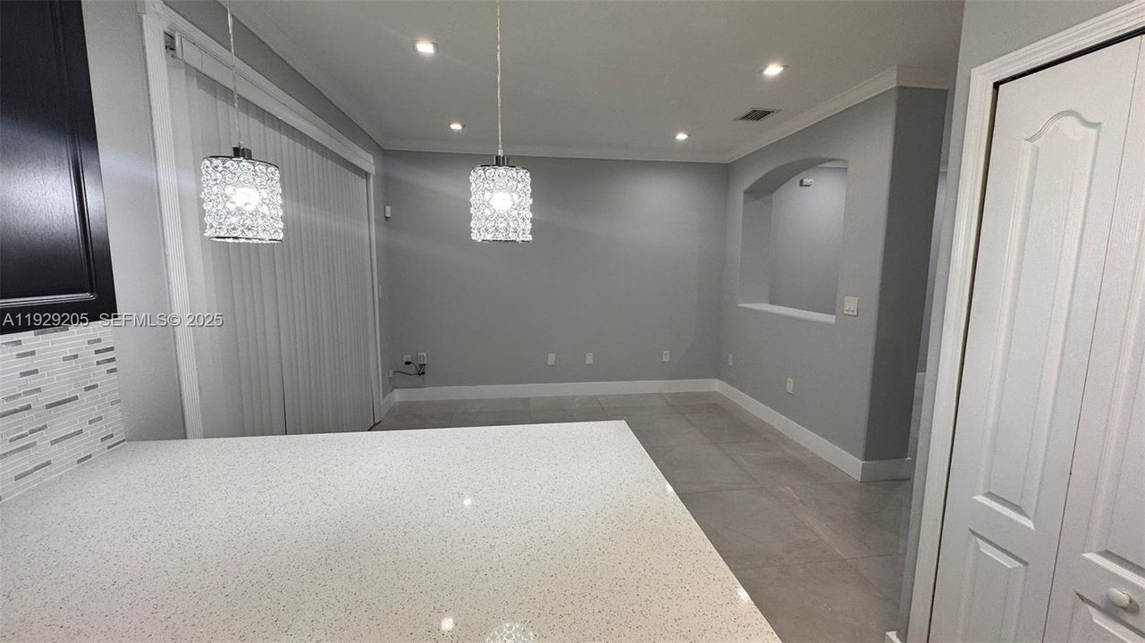 For Rent: $3,650 (4 beds, 3 baths, 1985 Square Feet)