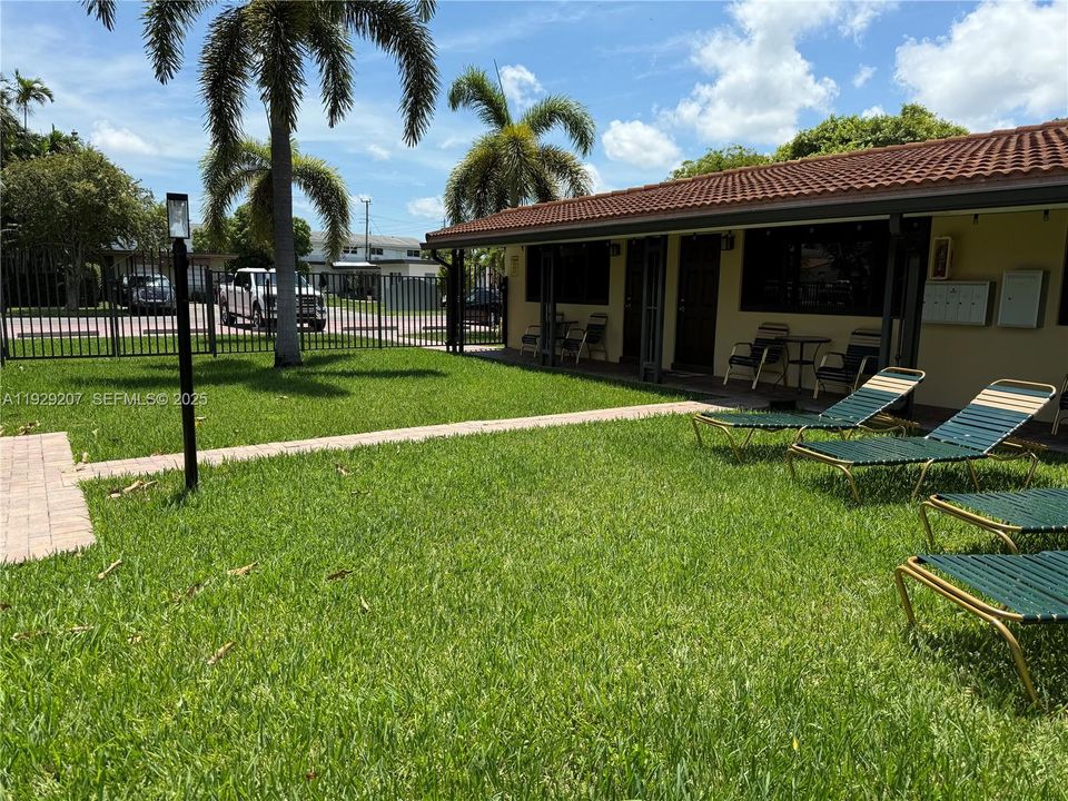 В аренду: $2,100 (2 спален, 2 ванн, 0 Квадратных фут)