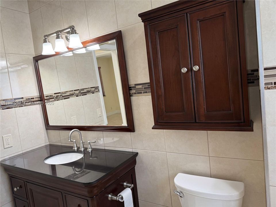 В аренду: $2,100 (2 спален, 2 ванн, 0 Квадратных фут)