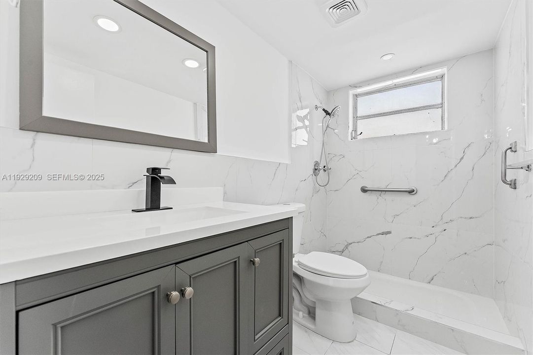 For Rent: $3,300 (3 beds, 2 baths, 1200 Square Feet)