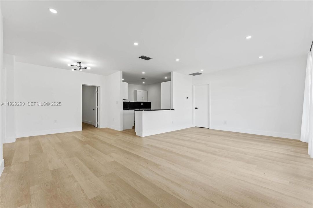 For Rent: $3,300 (3 beds, 2 baths, 1200 Square Feet)