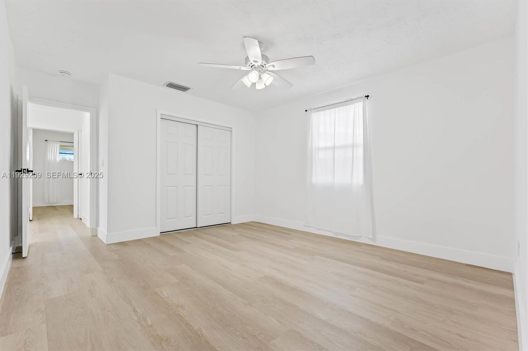 For Rent: $3,300 (3 beds, 2 baths, 1200 Square Feet)