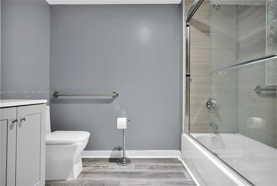 В аренду: $4,800 (3 спален, 3 ванн, 2025 Квадратных фут)