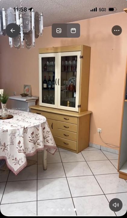 В аренду: $2,200 (2 спален, 2 ванн, 915 Квадратных фут)