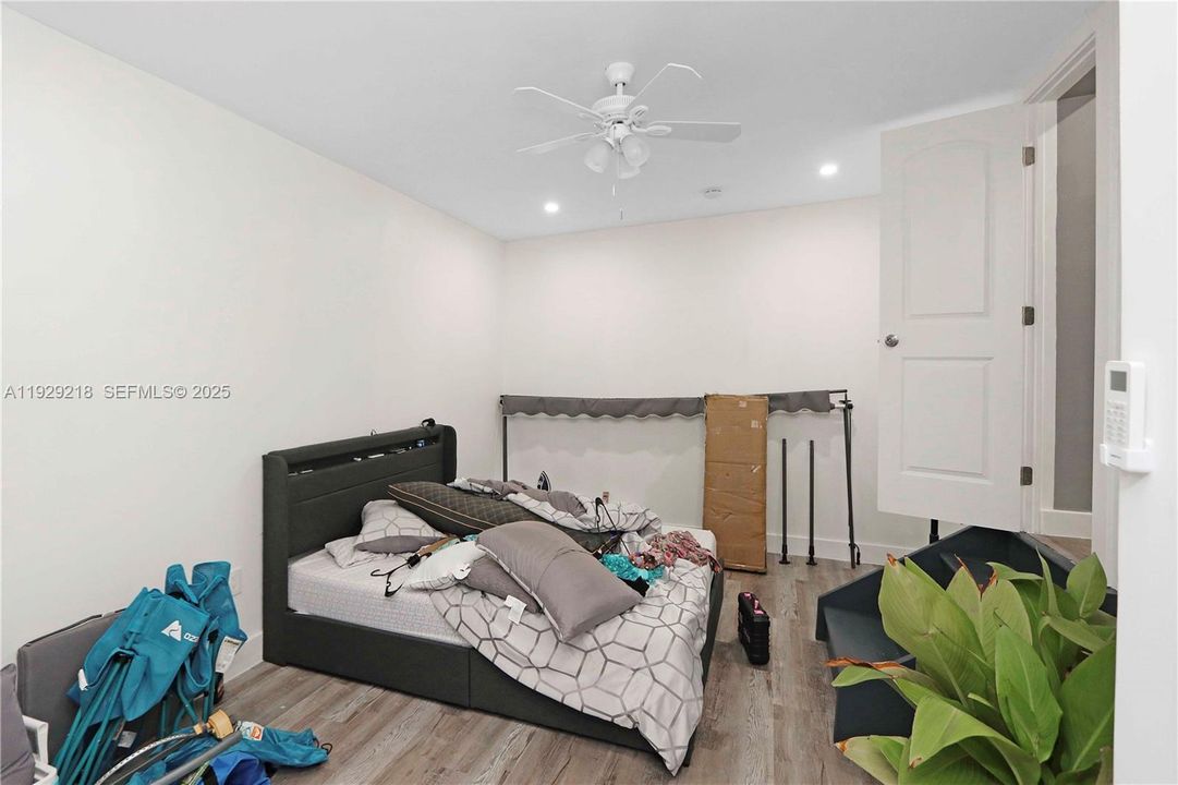 待售: $750,000 (0 贝兹, 0 浴室, 0 平方英尺)