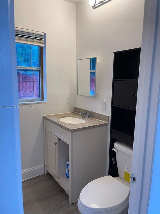 For Sale: $500,000 (4 beds, 3 baths, 1271 Square Feet)