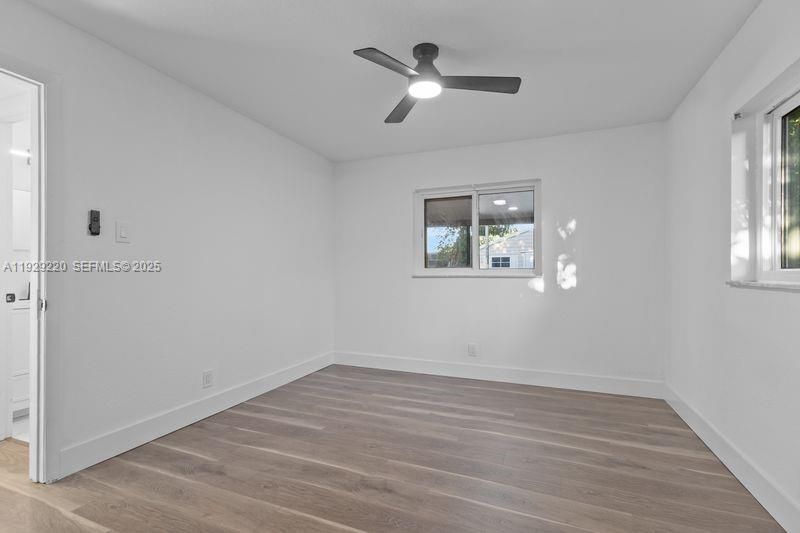 待售: $521,000 (3 贝兹, 2 浴室, 1553 平方英尺)