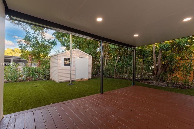 待售: $521,000 (3 贝兹, 2 浴室, 1553 平方英尺)