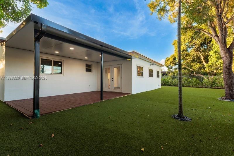 待售: $521,000 (3 贝兹, 2 浴室, 1553 平方英尺)