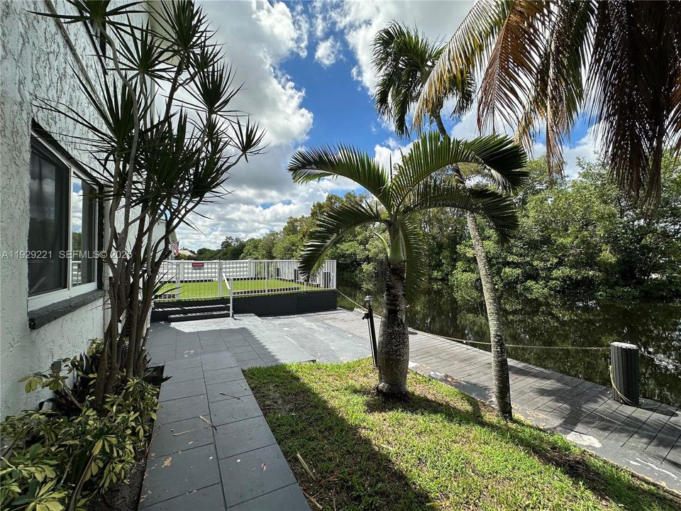 For Rent: $1,995 (2 beds, 2 baths, 0 Square Feet)