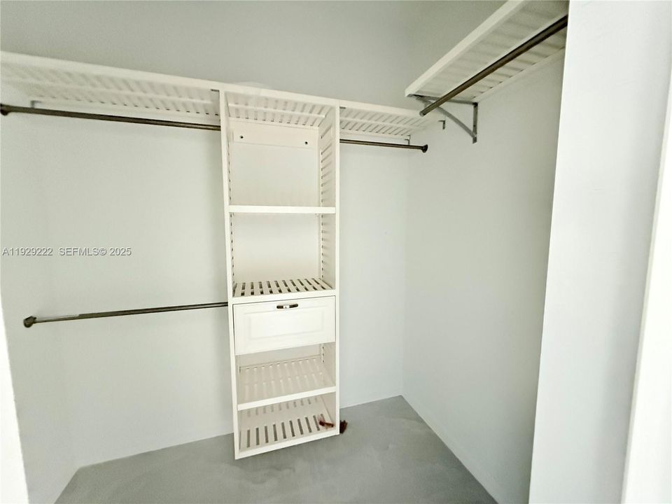 待售: $325,000 (3 贝兹, 2 浴室, 1406 平方英尺)