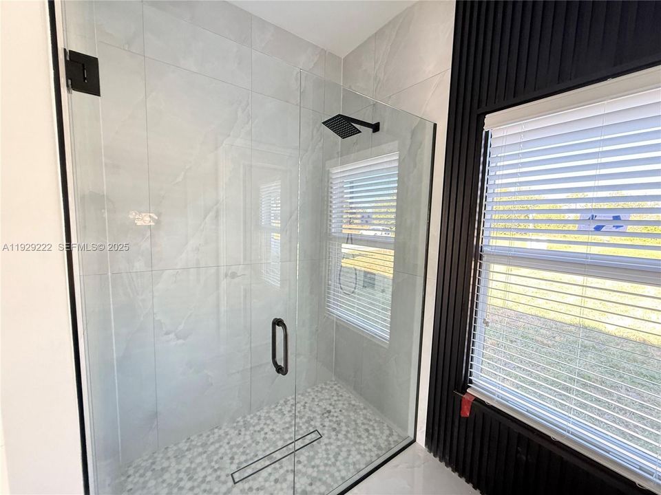 待售: $325,000 (3 贝兹, 2 浴室, 1406 平方英尺)